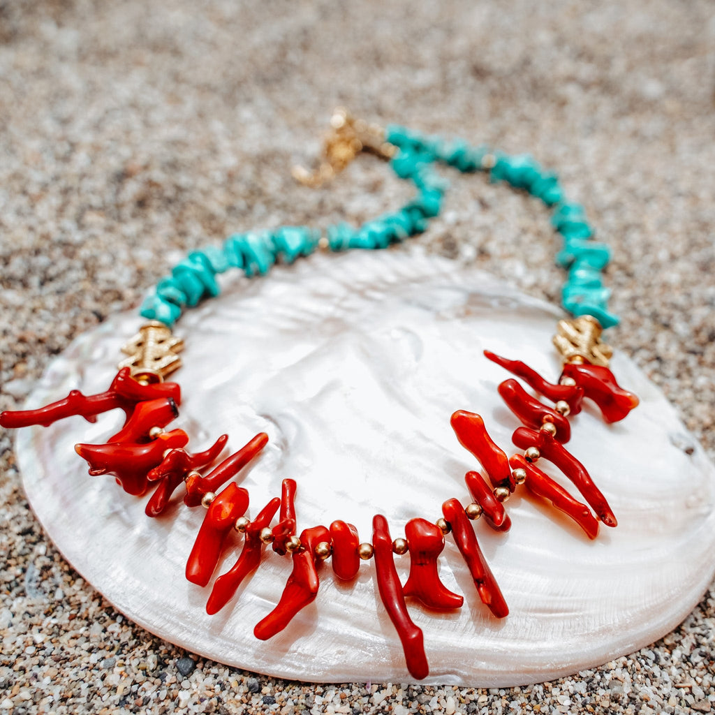 Bold By The Beach Necklace