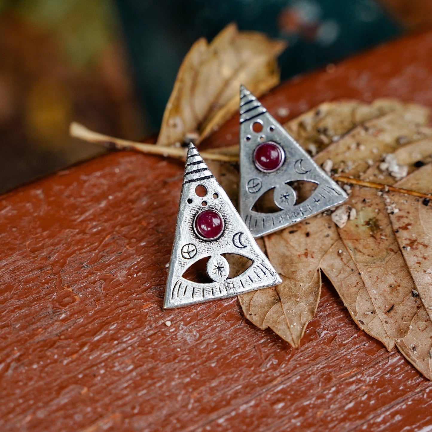 Earrings Watcher of the Woods Earrings