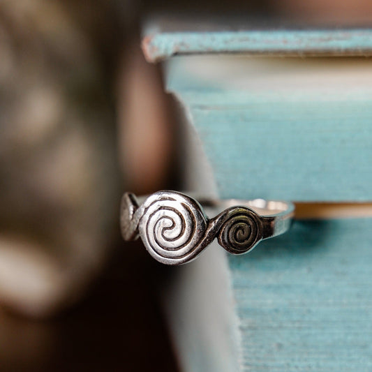 Rings Silver Scroll Ring
